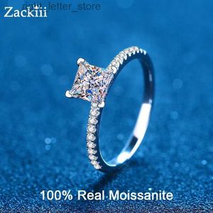 With Side Stones 1-2CT Princess Cut Moissanite Engagement Ring VVS Colorless Solitaire Diamond Promise Bridal Sets Ring For Women Wedding Jewelry YQ231209