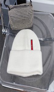 Designer Tec Rec Nylon Beanie para Homens Mulheres Chapéus de Inverno Rib Knit Látex Logotipo de Alta Qualidade Boné de Beisebol Crânio Hat3641086