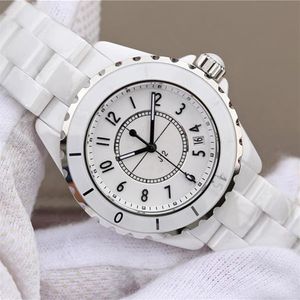 腕時計の本物のセラミック黒い白いセラミカ時計男性女性ファッションシンプルなクォーツレディエレガントなビジネスドレスウォッチ240J