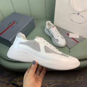 Luksusowy designer Wysokiej jakości dzianinowe koronkowe oddychane małe białe buty Patentowe skórzane trampki Czarne buty treningowe buty deski