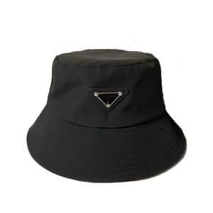 Projektanci mężczyźni i kobiety kubełkowe kapelusze kapelusze słońce Zapobiegaj czapce maski Snapbacks na zewnątrz sukienki rybackie czapki Fedora Waterproof206o