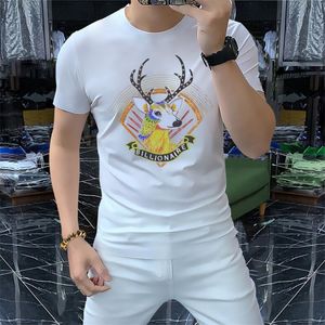 2023 Novo Verão Mens Designer Camiseta Casual Homem Mulheres Tees com Letras Hot Diamond Sika Deer Mangas Curtas Top Venda Luxo Homens Hip Hop Roupas Tamanho M-4XL