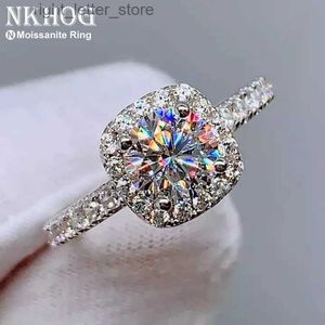 Com pedras laterais real moissanite 925 anel de prata esterlina para mulheres quadrado redondo 1ct 2ct 3ct brilhante diamante dedo banda casamento jóias presente yq231209