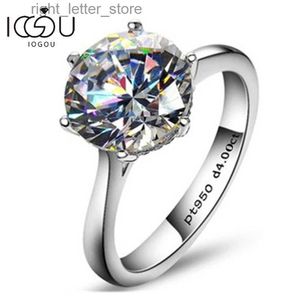 Com pedras laterais IOGOU Anel de noivado de moissanite de luxo 2-4ct Solitaire 925 prata esterlina diamante anéis de casamento para mulheres com certificado GRA YQ231209