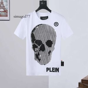 Philipps Phillip Pleins T Mens Tshirts Shirt Bear Designer Designer Men Designer T-shirt vanligt varumärke Kläder Rhinestone PP Skull Men T-shirt Rund N 897