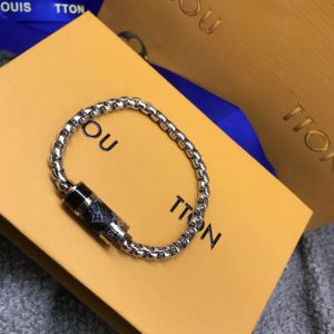 Top Designer Aaa Letter Charm Bracelet Men Bracelets Fashion Trend Women Bangle Classic Jewelry High Quality with Gift Box louiselies vittonlies