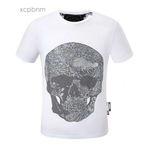 Roupas Pleins Homens Halloween Phillip Men T-shirt Camisetas Plain Philipps Designer Costumes Designer Designer Animal Attern Casual Respirável Crânio Cabeça Divertido