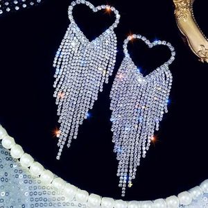 Charm Women 925 Gümüş Parlak Tam Zirkon Rhinestone Püskül Büyük Kalp Şekli Damla Küpeler Şık Lüks Parti Düğün Küpe Kulak Kolye 231208