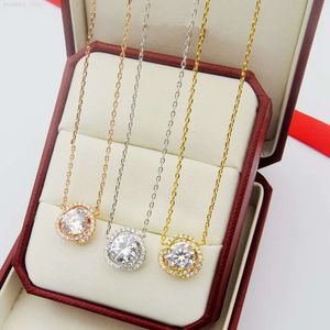 new Necklaces Designer Necklace For Women New Style Designer Diamond Women Flower Type Super Shiny Rhinestone Pendant Chain Wedding Gift Designer Jewelry Best qual