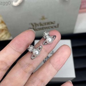 デザイナーViviene Westwoods New Viviennewestwood Empress Dowager and Empress Dowager Saturn Pearl earrings女性ネットレッドインウインドシルバープラネットパールイヤリングStr