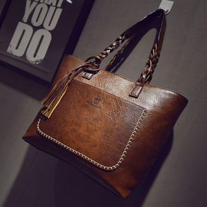 Retro brown large capacity Tote Bag Women's high quality leather handbag Woven handle personalized shoulder bag307C
