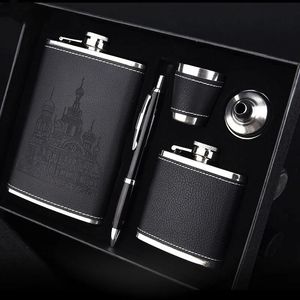 Hip Flasks Vintage 9 oz Stainless Steel Hip Flask Set With Funnel Cups Whiskey Wine Alcohol Pocket Flagon Bottle Drinkware For Gifts 231208