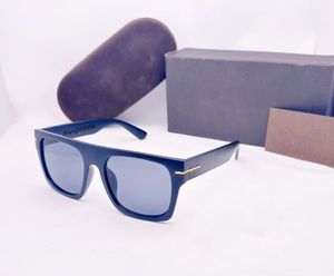 Designer Luxury Brand Retro Overdimensionerade fyrkantiga polariserade solglasögon för kvinnor Män Vintage Shades UV400 Classic Large Metal Plank Tom Sun Glasses