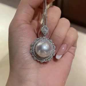 S925 Designer Necklace Sterling Silver Large Pearl Necklace Fashion Fritillaria Pendant Lobster Button Designer Jewelry Necklace