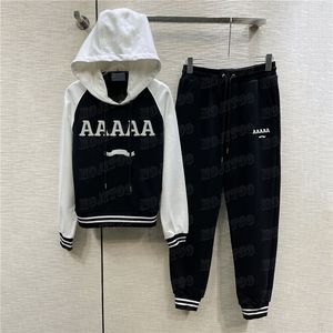 Kadın Sweatshirts Pantolon Moda 2 PCS Tasarımcı Tracks Tasarım Diş Fırçası Nakış Mektubu Kapşonlu Kapüşonlu Sweatpants Çalışan Giyim