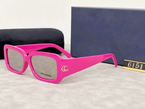 2024 Summer Nuovi occhiali da sole rettangolari Designer Donne Donne Brand Glasshi vintage Travel Mall Glasshi da sole Uv400 Eyewear 6151
