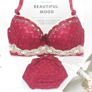 Ensemble sexy femmes soutien-gorge rouge noir dentelle soutiens-gorge sous-vêtements grand push up et culotte tasse A B lingeries 2 pièces 231211