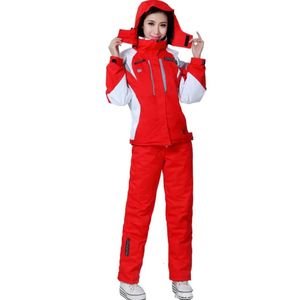 Altri articoli sportivi Tuta da sci Donna Abbigliamento invernale addensato Abbigliamento sportivo impermeabile Set da snowboard Pantaloni con cinturino Giacca e pantaloni da neve 231211