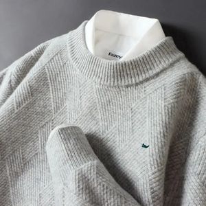 Men's Sweaters Cashmere Sweater Men's O-Neck Pullovers Jacquard Knit Large Size Thickening Diamond Bar Winter Tops Woollen Sweater High-End 231211