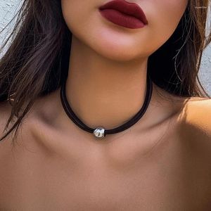 Catene Goth Catena di velluto coreano nero con piccola collana di palline rotonde per le donne Girocollo corto vintage con clavicola Y2K Regalo di gioielli di Halloween