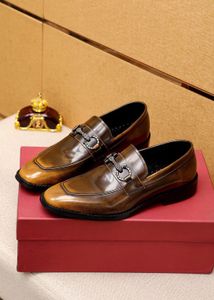 40model New Men Designer Dress Leather Shoes For Men Luxury British Gold Blue National Pattern Oxfords Classic Gentleman Wedding Prom Shoes