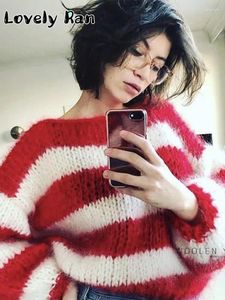 Swetry damskie SWEATER MOHAIR Kobiety Czerwony biały pasek długie rękawy O Neck Furry Knitwear 2023 Autumn Fashion Patchwork Lady Tops