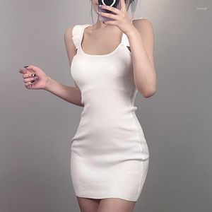 Lässige Kleider Real S Südkorea Dongdaemun Sexy Slim Fit Abnehmen Holzohr Figur Spaghettiträger Gestricktes, hüftumwickeltes Kleid Damen