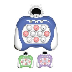 Fast Push Game Console for Kids Quick Push Bubble Game Light Up Fidget Toys Pop Game för 3+ pojkar, flickor, handhållen bubbelspel för födelsedagspresenter