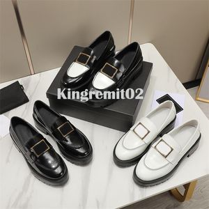 Designer Dress Shoes Women Loafers Leather Retro Shoes Luxury Platform Shoes Casual Ladies Muller Shoes Metal Logo Loafer