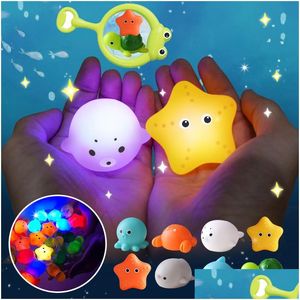 Bath Toys Baby Shower Cute Glowing Floating Animals Swimming Water Lights Spela roligt badrum badkar fiske netto barns gåvor släpper dhn0x