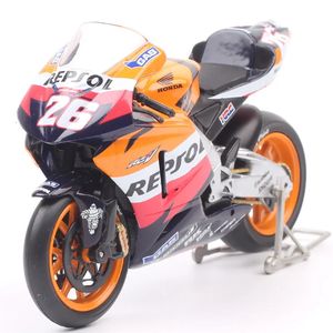 Diecast Model Guiloy 1 18スケールHonda Repsol RC211V＃26 Dani Pedrosa 2006 GP Rider Motorcycle Model Diecast Moto Bike Toy Vehicles Souvenir 231208