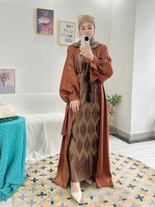 Abbigliamento etnico Abito estivo con maniche a sbuffo Abaya musulmano Abito da donna elegante modesto Marocco Festa lungo Turchia islamica Dubai Eid Ramadan Jubah Robe 231208