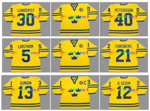 Vintage 2002 Team Sverige Hockey Jerseys 30 Henrik Lundqvist 13 Mats Sundin 21 Peter Forsberg 11 Daniel Alfredsson 22 Henrik Sedin Nicklas Lidstrom Anpassad storlek S-4XL