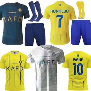 Erkekler 23 24 Al Nassr FC Üçüncü Futbol Gömlek Ronaldo Mane Home Fofana Brozovic Away 2023 2024 3. Futbol Jersey Gonzalo Martinez Talisca Kids Kit al-Nassr hayranları Hayranlar Oyuncu