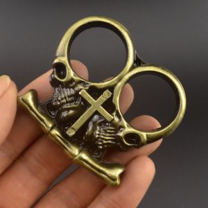 Life-saving All Metal Tools Rings Cartoon Anti Wolf and Self-defense Key Pendant Survival Hand Clasp White Bone Essence Two Finger231C