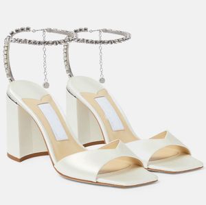 Elegant brud Saeda Women Sandals Shoes Crystal Chain Square Toe Chunky Heels Footwear Sandalias Designer Heels Lady Party Wedding Walking EU35-43