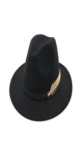 Fedora Hat Men for Woman Woolen Top Top Style Gold Leaf Pióro Jazz Got Hats Designer Wedding Brim3984834