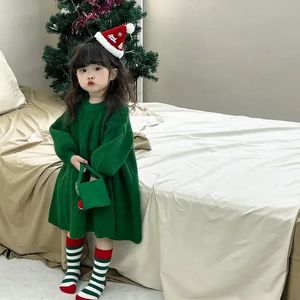 Pullover Autumn and Winter 2023 Fashion Girls Medium Length Wool Dress for Childrens Loose Solid Color Warm Clothes 231211