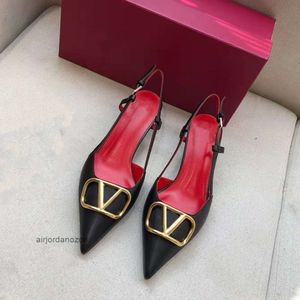 Projektant Red Heels Women Women High Obcowanie cienki obcas czarne nagie matowe buty damskie