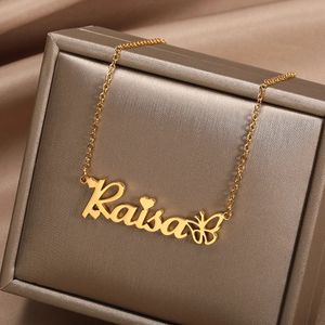 Collane con ciondolo Farfalla personalizzata Collana con nome personalizzato per donna Corona in acciaio inossidabile Targhetta con ciondolo Gioielli Regalo Bijoux Bff 231211