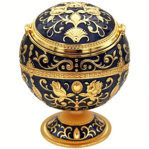 1pc Elegant Rose Pattern Ashtray With Flip Cover, European Carved Globe Shaped Windproof Ashtray, Christmas And Halloween Party Tabletop Decor