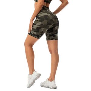 Justera shorts Gymkläder Kvinnors underkläder Fuktighet Wicking Camo Rrinted Pants Running Fashion Fiess Yoga Leggings 688SSS 2023