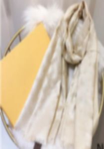 Sciarpa di seta 4 stagioni Sciarpa Pashmina Foglia di trifoglio Moda donna Sciarpe Scialle Dimensioni circa 180x70 cm 7 Colori con confezione regalo Opzionale9773548