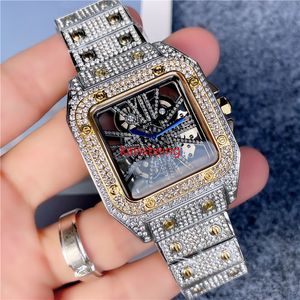 Skeleton Diamond Dial Watches Den senaste mäns hiphop -klocka i silverfodral iskonerad ut stor diamantkvartkvarts rörelse armbandsur glänsande bra