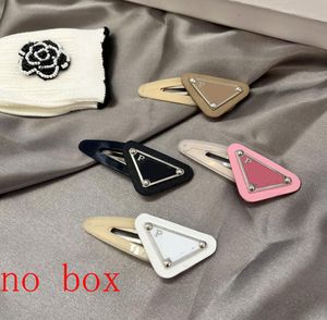 Luksusowe barrettes projektant damski koreański średni aksamitny prosty trójkąt marka spinki do włosów bb klip rekrany moda kwadratowy fryzura