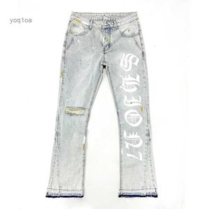 Herrenjeans American 100% Baumwolle Herren Schlagjeans Briefdruck Offener Saum Denim Hosen Schweres Zerrissenes Knie Männliche HoseL231210