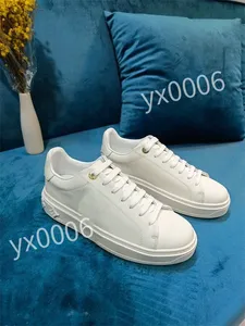 Koşu Ayakkabı Superstars Hologram Platform Deri Moda Ayakkabı Yeşil Mavi Siyah Zebra Kadın Eğitmenler 34-41 DC220507