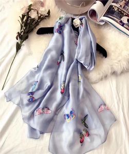 202 1 Springsummer New Silk Scarves Ladies Fashion Allaround Scarves Sunscreen Beach Handdukar Office Air Conditioner Room Shawl6528352