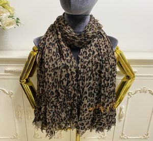 sciarpa da donna039s stile piega materiale in cotone stampa lettera sciarpe lunghe in grana leopardo grandi dimensioni 200 cm 130 cm6303531