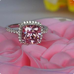 Cluster-Ringe aus massivem 18 Karat Weißgold AU750 3 CT Pinky Cushion Diamant-Verlobungsring für Braut, Geschenk für Sie